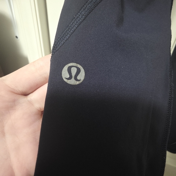 Lululemon Inspire Tight II Navy Leggings Size 2 - Picture 9 of 15